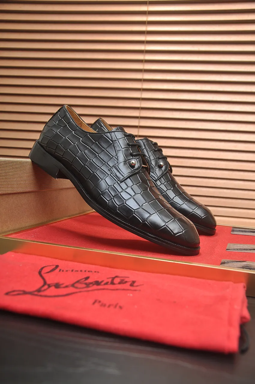 Men's shoes 💰620💶 [Chrstian Loubotin] Red-soled shoes 💋Original mold opening, the highest version on the market, purely handmade ➕Imported cowhide uppers, first-layer water-dyed cowhide lining! Original EU high-gloss outsole. 38 to 45 (45 customized)